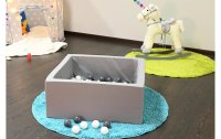 Knorrtoys Bällebad soft – eckig grey 100 balls grey & white